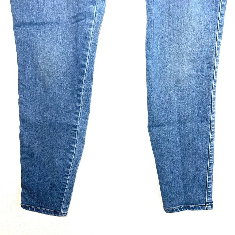 Fashion Nova Light Wash Ultra High Rise Super Skinny Jeans 9 Juniors - Picture 5 of 14